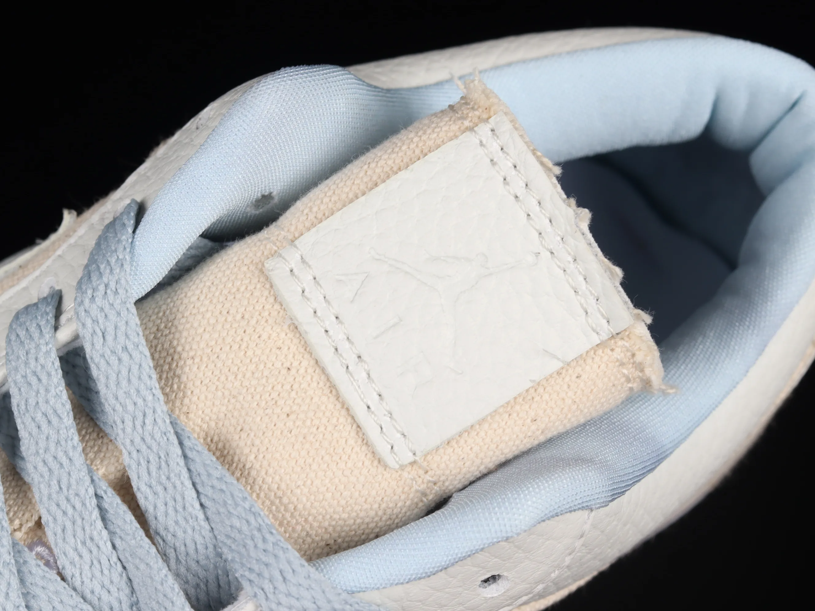All categories Air Jordan Jordan series basketball shoes Air Jordan 1 Low Z version Air Jordan 1 Low "Canvas" AJ1 Joe 1 meter white canvas stitching low-top basketball shoes DQ4151-500